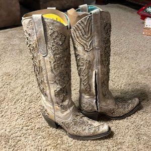 Corral size 7 1/2 western glitter boot color is beige and gold